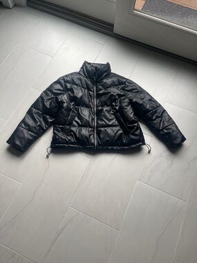 H&M Black Quilted Puffer Jacket